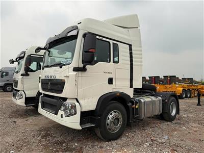 Đầu kéo Howo 1 cầu TX330 - 2026